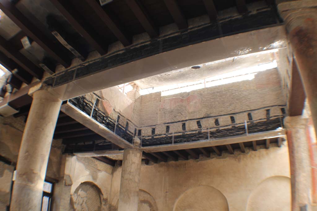 VI.21, Herculaneum, March 2014. Looking towards upper north-east corner.
Foto Annette Haug, ERC Grant 681269 DÉCOR